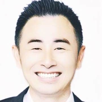 李奥本人照片